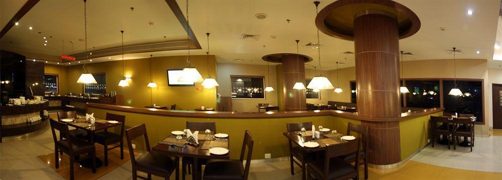 Hotel Ahmedabad Vastrapur Exterior foto