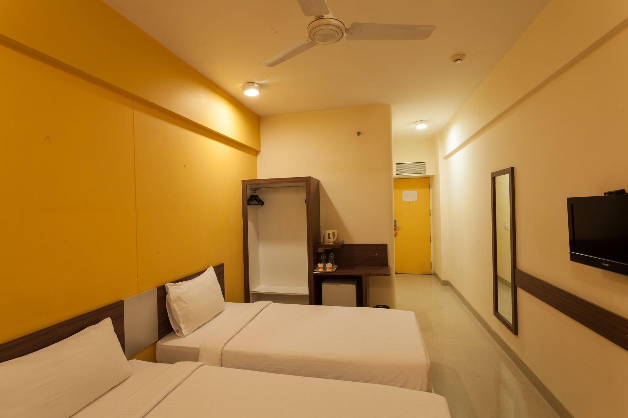 Hotel Ahmedabad Vastrapur Exterior foto